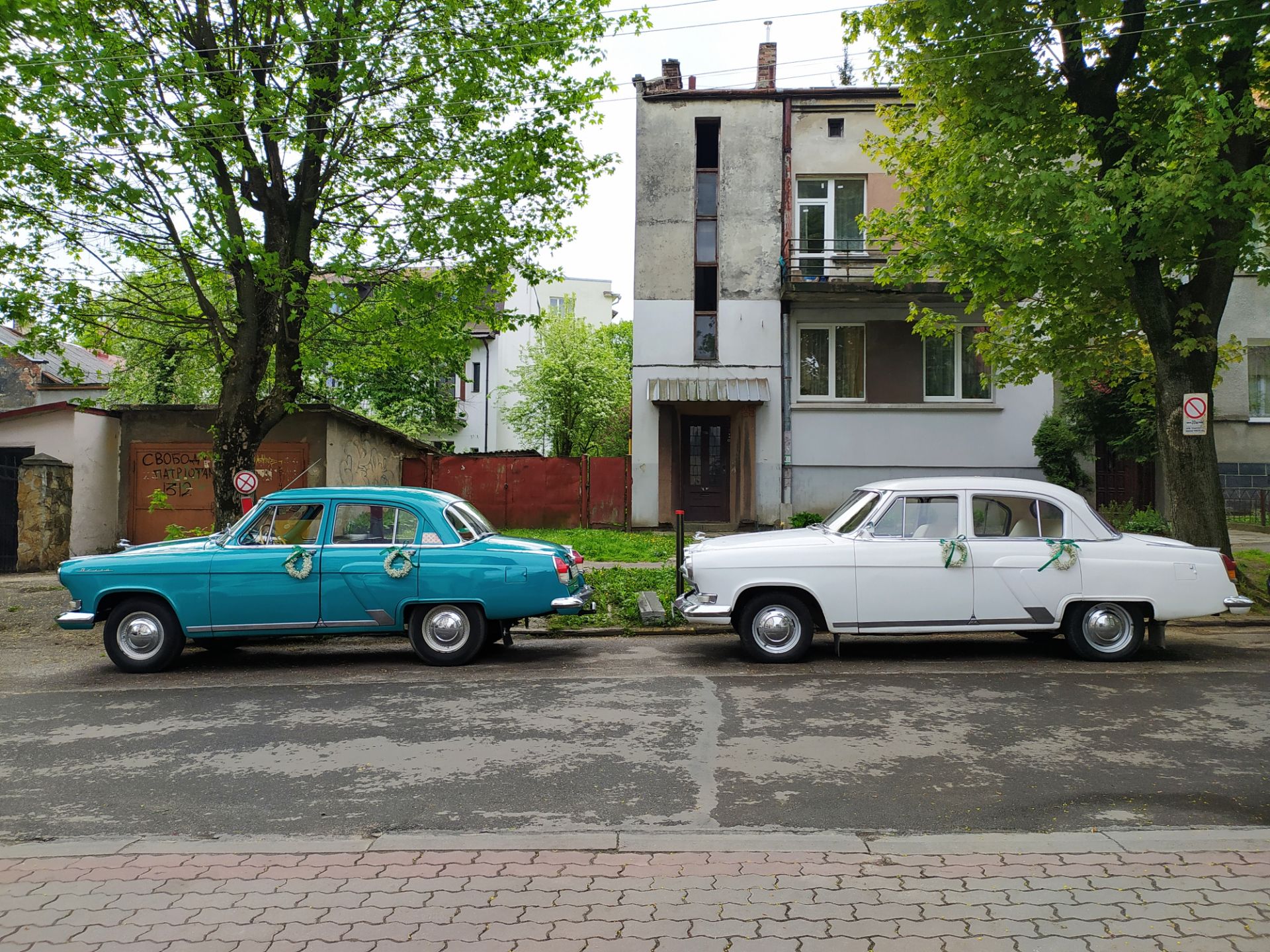 Ретро авто на весілля у Львові - Фото №1